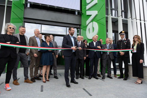 La grande festa di eVISO a Saluzzo: a cinque anni dall'avvio, inaugurato il nuovo edificio (Video) La grande festa di eVISO a Saluzzo: a cinque anni dall'avvio, inaugurato il nuovo edificio (Video)