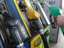 Carburanti, l'accisa scende ma la benzina aumenta: Federconsumatori lancia un monitoraggio contro le speculazioni