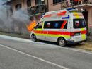 Ambulanza distrutta dall'incendio: il corpo volontari Valle Divedro al lavoro per trovare un nuovo mezzo Ambulanza distrutta dall'incendio: il corpo volontari Valle Divedro al lavoro per trovare un nuovo mezzo