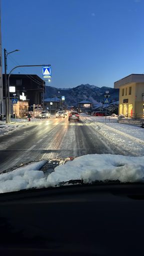 Neve e polemiche per le strade disastrate. Eppure non siamo una località marittima....