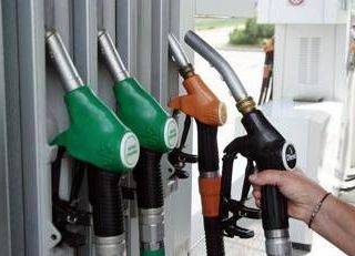 Diesel, prezzo ai massimi da 4 anni: quanto costa al litro
