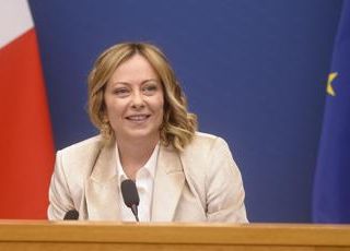Meloni: &quot;Chiamare madre Sala emozione più grande. Mai parlato di Starlink con Musk&quot;