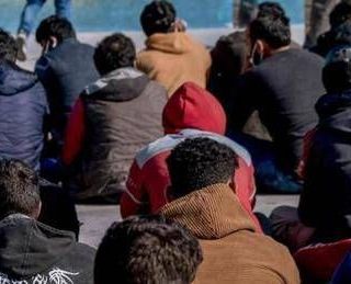 Dalla Libia al porto di Pozzallo con 72 migranti a bordo, arrestati 3 scafisti