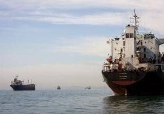 Stretto di Hormuz, Ue studia piano comune. 'No' di Londra e Berlino a Trump: "Non sarà missione Nato"