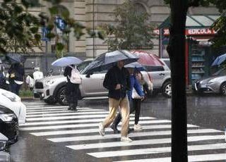 Meteo weekend tra piogge e schiarite, poi impulso freddo dalla Russia: le previsioni Meteo weekend tra piogge e schiarite, poi impulso freddo dalla Russia: le previsioni