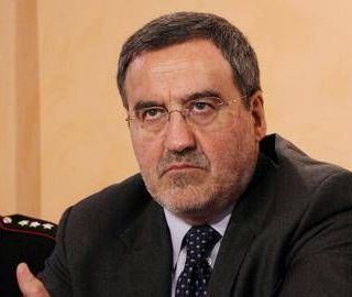 Caso Garlasco, il legale di Venditti chiede l'intervento di Nordio: "Mandi gli ispettori a Pavia" Caso Garlasco, il legale di Venditti chiede l'intervento di Nordio: "Mandi gli ispettori a Pavia"