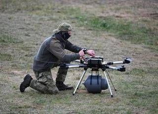 Dombrovskis: "Ue è già in una guerra ibrida con la Russia". Lavrov: "Non attaccheremo, ma risponderemo ad aggressioni" Dombrovskis: "Ue è già in una guerra ibrida con la Russia". Lavrov: "Non attaccheremo, ma risponderemo ad aggressioni"