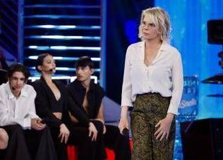 'Amici', Gigi D’Alessio e Achille Lauro gli ospiti oggi domenica 12 ottobre di Maria De Filippi