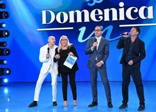 Domenica In, da Arisa a Ferzan Ozpetek: tutti gli ospiti di oggi 2 novembre