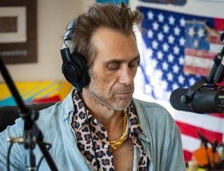 Morto Todd Snider: cantautore che mescolava folk, country, rock e blues