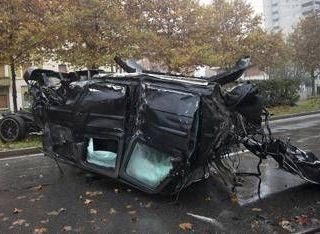 Scontro tra due auto a Milano: quattro feriti, uno è gravissimo