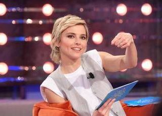 Da noi... a ruota libera, oggi domenica 4 gennaio: anticipazioni e ospiti