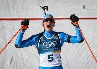Milano Cortina, Vittozzi medaglia d'oro in gara a inseguimento del biathlon Milano Cortina, Vittozzi medaglia d'oro in gara a inseguimento del biathlon