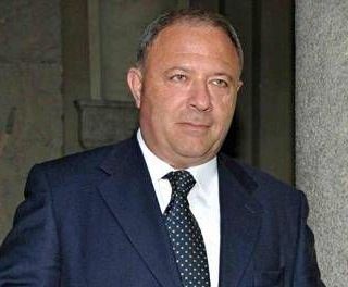 Morto il giornalista Michele Albanese, simbolo della lotta alla 'ndrangheta Morto il giornalista Michele Albanese, simbolo della lotta alla 'ndrangheta