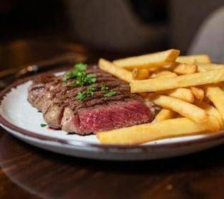 Dieta amica del cuore, la qualità del cibo conta più della quantità: lo studio Dieta amica del cuore, la qualità del cibo conta più della quantità: lo studio