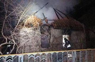 Ucraina, raid con droni e missili russi vicino Kiev: 4 morti e 10 feriti