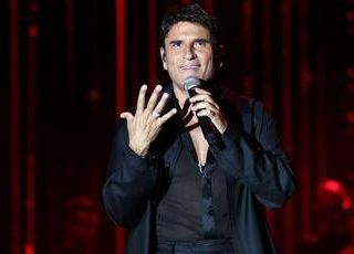 Sal Da Vinci – Stasera…che sera!, oggi in tv il concerto evento