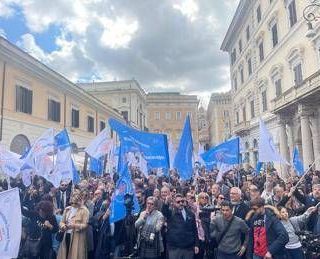 Referendum, le Camere penali e il loro Comitato in piazza a Roma per il Sì