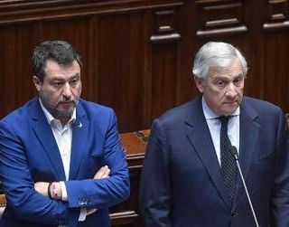 Salvini: "Trump ha fatto bene su petrolio Russia, Italia e Ue siano pragmatiche". Tajani: "Mantenere sanzioni"