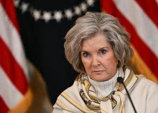 Trump: "La capo staff della Casa Bianca Susie Wiles ha un cancro allo stadio iniziale"