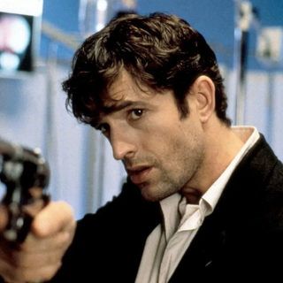 Non solo fumetti. Dellamorte Dellamore: compie trent’anni il vero film di Dylan Dog. E torna nei cinema