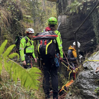Valle Vigezzo e Cannobina, due cercatori di funghi dispersi ma illesi: in Formazza uomo soccorso per una caviglia fratturata