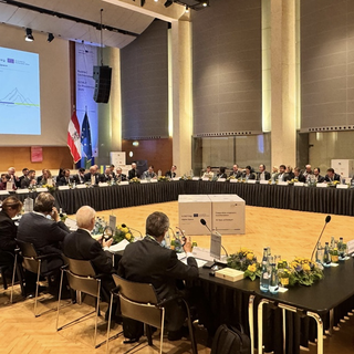 Le Alpi siano riconosciute come aree economicamente fragili dall’Europa»