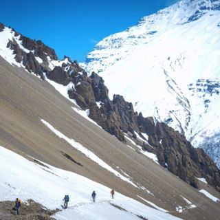 Morti in Nepal due alpinisti italiani, altri risultano dispersi