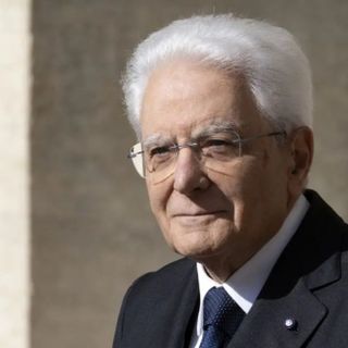 Mattarella “Una democrazia di astenuti e assenti è più fragile”