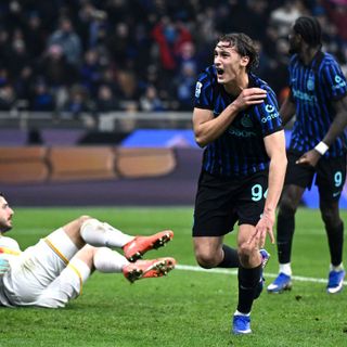 Pio Esposito firma l’1-0 al Lecce, Inter a +6 e campione d’inverno