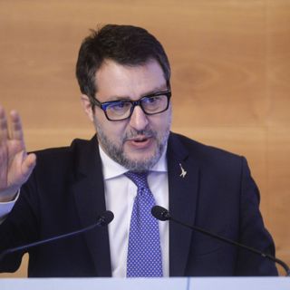 Salvini “Dl sicurezza in lavorazione, divieto lame soprattutto per giovani”