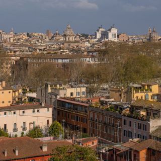 Domanda di case in calo nel 2025 dopo i picchi del 2024