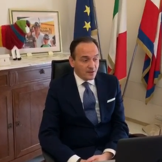 Medici gettonisti, Cirio rivendica una scelta obbligata: “La vita dei piemontesi non ha prezzo”. VIDEO