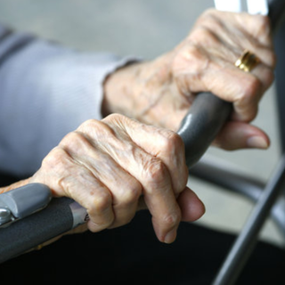 Covid, le strutture residenziali e semi-residenziali potranno avvalersi di dipendenti Asl