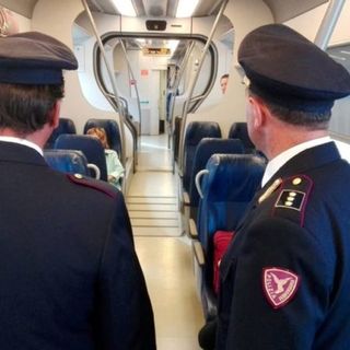 Controlli della polizia ferroviaria a Ferragosto: un minorenne denunciato a Domo