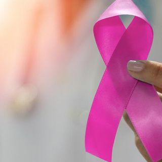 Rosa è il colore simbolo per il mese di ottobre