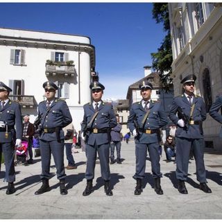La Guardia di Finanza cerca 66 allievi ufficiali