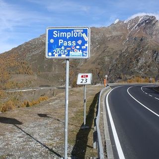 Sarà rifatto il manto stradale sulla A9 del Sempione