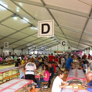 Montecrestese, l’opening della Sagra della Patata si farà: area giovani al coperto