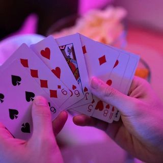 Perché la montagna è perfetta per i professionisti del poker Perché la montagna è perfetta per i professionisti del poker