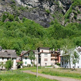 Premia, le iniziative natalizie partono da Cadarese