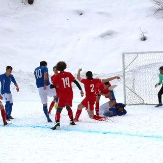 Macugnaga, l’Italia vince il torneo di calcio internazionale sulla neve