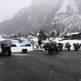 Cinghiostreffen, torna il motoraduno invernale in Alta Val Formazza