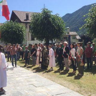 Gli Alpini di Druogno hanno festeggiato il novantesimo di fondazione