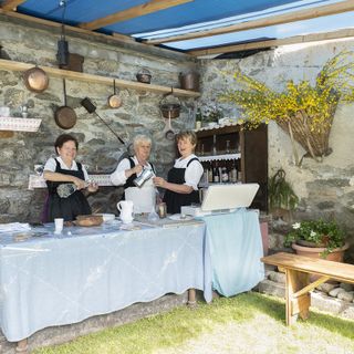 Quattro gruppi storici si incontrano a Bannio per i 400 anni della Milizia