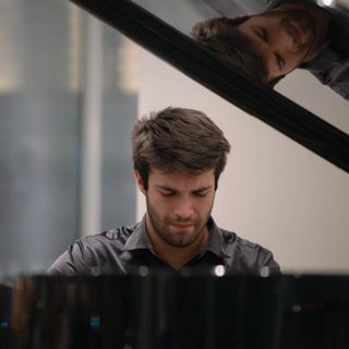 Amir Salhi in concerto a Roma e Napoli: due importanti appuntamenti per il pianista domese