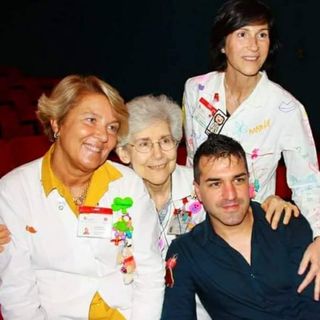 Il Cantante della Solidarietà dona presidi sanitari per i pazienti oncologici del Vco