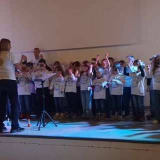 Successo per il concorso canoro dei bambini: 227 giovani talenti in scena