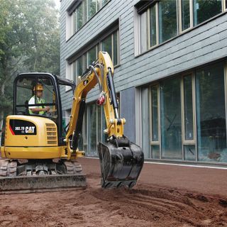 Mezzi movimento terra: qual è il miniescavatore più adatto?