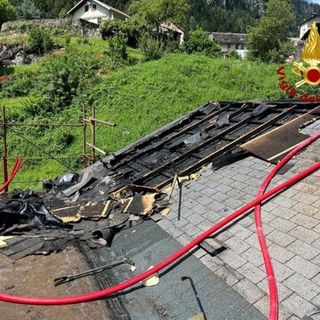 Premia, era il tetto della casa di riposo quello andato a fuoco ieri